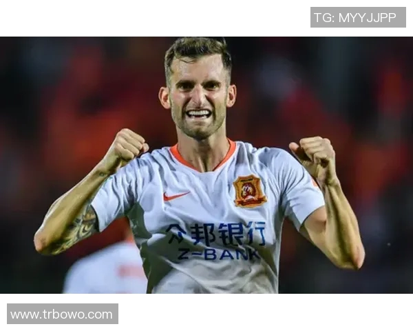 夏尔克04客场失利,保级形势严峻:一支传统豪门的生死关头